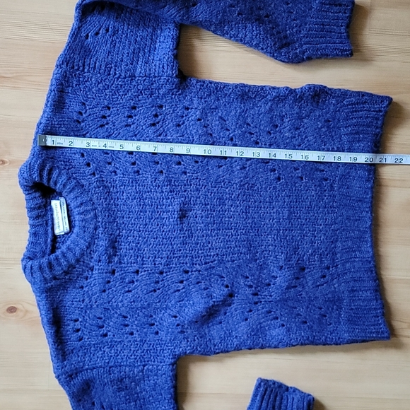NWOT Urban Outfitters Cozy Blue Sweater Woman Small - Picture 5 of 6